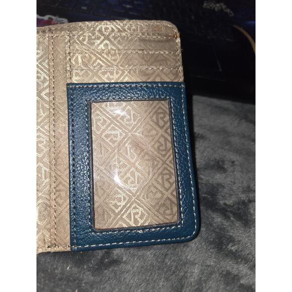 Relic Faux Leather Small Wallet Teal/Turquoise Color Coin Zip Id - Picture 6 of 11